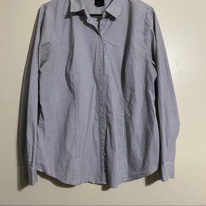 Worthington button up collared shirt